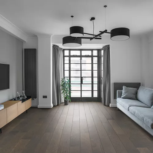 Gresytone Hickory scene